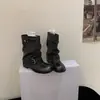 2026 Novas Botas de Cano Curto Western Cowboy Elegantes Versáteis Bico Redondo Salto Bloco Pregueadas Slip-On para Mulheres