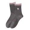Calcetines Serie Color Maillard Otoño Nuevo Estilo Gris Rosa Estampado Floral Botón de Moño 3D Calcetines Rayados de Media Pantorrilla