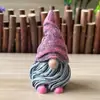 Estatueta de resina de um gnomo para jardim, paisagem em miniatura, decoração de mesa para casa, presente de aniversário, item de artesanato