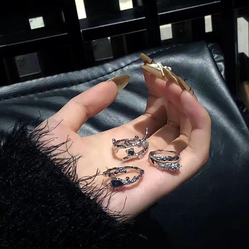 62c1a5eccc956fe95eced686624673