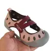 Nuevas Sandalias de Medio Uso para Niños Primavera/Verano Moda Velcro Unisex Zapatos Cerrados en la Punta Perforados Deportivos Casuales