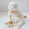 Gorro de Bebé Corazón Pequeño Primavera y Verano Estilo Coreano Gorro de Flores Tejido Gorro Hecho a Mano Primavera y Otoño Gorro para Cabeza de Meses Pequeños