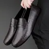 Zapatos de Cuero para Hombre Estilo Británico Casual de Negocios Transpirables de Suela Blanda y Superficie Suave, Slip-on, Moda Doudou, Transfronterizos para Primavera