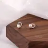 Pendientes de Perla con Abalorio Geométrico Ovalado de Plata Pura S999 para Mujer Estilo Retro Francés Lujo Accesible Pendientes con Diseño Hueco Venta al por Mayor