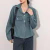 Foto Real # Camisa Jeans Retro Texturizada para Mulheres, Top Curto Casual Solto Estilo Coreano de Manga Longa com Barra Ajustável por Cordão