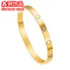 Pulseira Cruzada Europeia e Americana de Trevo de Quatro Folhas com Diamantes para Mulheres, Joia de Mão de Ouro de Alto Padrão, Pulseiras Empilháveis, Pulseiras de Aço Titânio