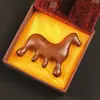 Ano do Cavalo Yifa Novo Pônei Ébano Cabeça de Pente de Massagem Pente de Massagem Meridianos Pente de Massagem Sândalo Personalizado