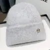 Gorro de punto para mujer, nuevo, otoño e invierno, con felpa, engrosado, versátil, sombrero de lana, para circunferencia de cabeza grande, gorro de punto, protección cálida para los oídos, sombrero para el frío