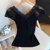 Blusa de tricô com retalhos de renda cor de damasco, decote V, manga curta para mulheres, novo estilo de verão, blusa interna elegante e justa