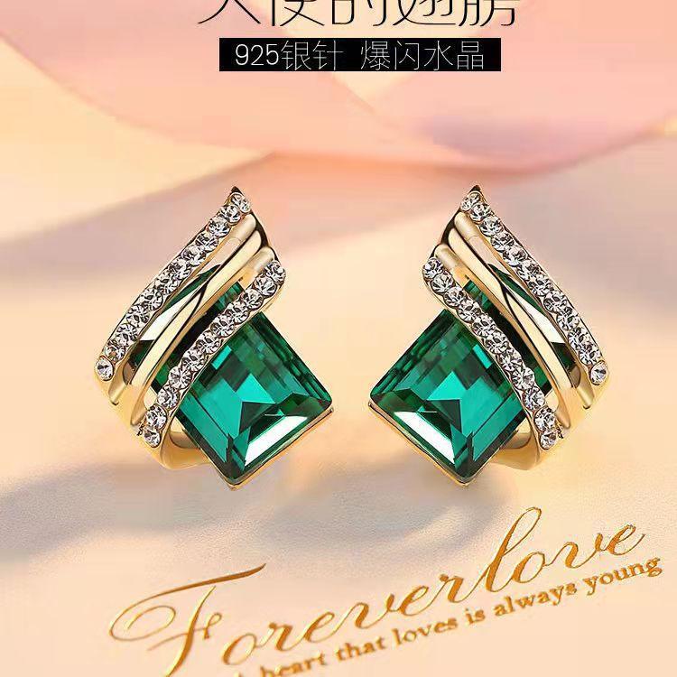 b71f7b4b84bd68b6e6611073b7f755