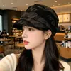 Gorro de Boina de Diseño de Nicho Nuevo Otoño Coreano al por Mayor para Mujer con Letras y Diseño Desgastado, Boina Adelgazante de Moda