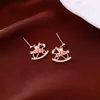 Brincos de Cavalo de Balanço Banhados a Ouro Real 18K, Brincos Vintage, Brincos Modernos e Elegantes para Mulheres, Estilo de Nicho