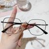 H5531 metal Marco Grande cara grande pequeño sin graduación se puede equiparar con gafas de cerca estilo pareja estilo universitario para estudiantes hombres y mujeres