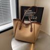 Bolso de Mano Retro Europeo y Americano para Mujer de Gran Capacidad Estilo Coreano Nuevo Casual Bolso de Axila Simple Moda Bolso Tote para Viajeros