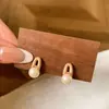 Brincos Redondos de Pérola com Agulha de Prata Banhada a Ouro Real 18K Simples Modernos Brincos de Luxo Acessível Elegantes para Mulheres
