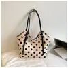 Bolso de Mano Grande de Lunares Sencillo Transfronterizo para Mujer 2026 Nuevo Bolso de Hombro Casual Diario Bolso Tote para Viajar