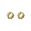 Aretes Metálicos Irregulares para Mujer, Estilo Retro Simple, Elegantes Ear Cuffs, Diseño de Nicho de Lujo Ligero, Aretes de Gama Alta