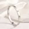 Pulsera de Acero de Titanio que No se Desvanece Pulsera de Cruz Pulsera Sencilla de Moda de Alta Gama para Pareja Venta al por Mayor