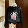 Camiseta de Manga Longa para Meninas Primavera e Outono 2026 Nova Moda Infantil, Camiseta Básica Estilosa, Top Fofo de Algodão Puro com Gola Redonda