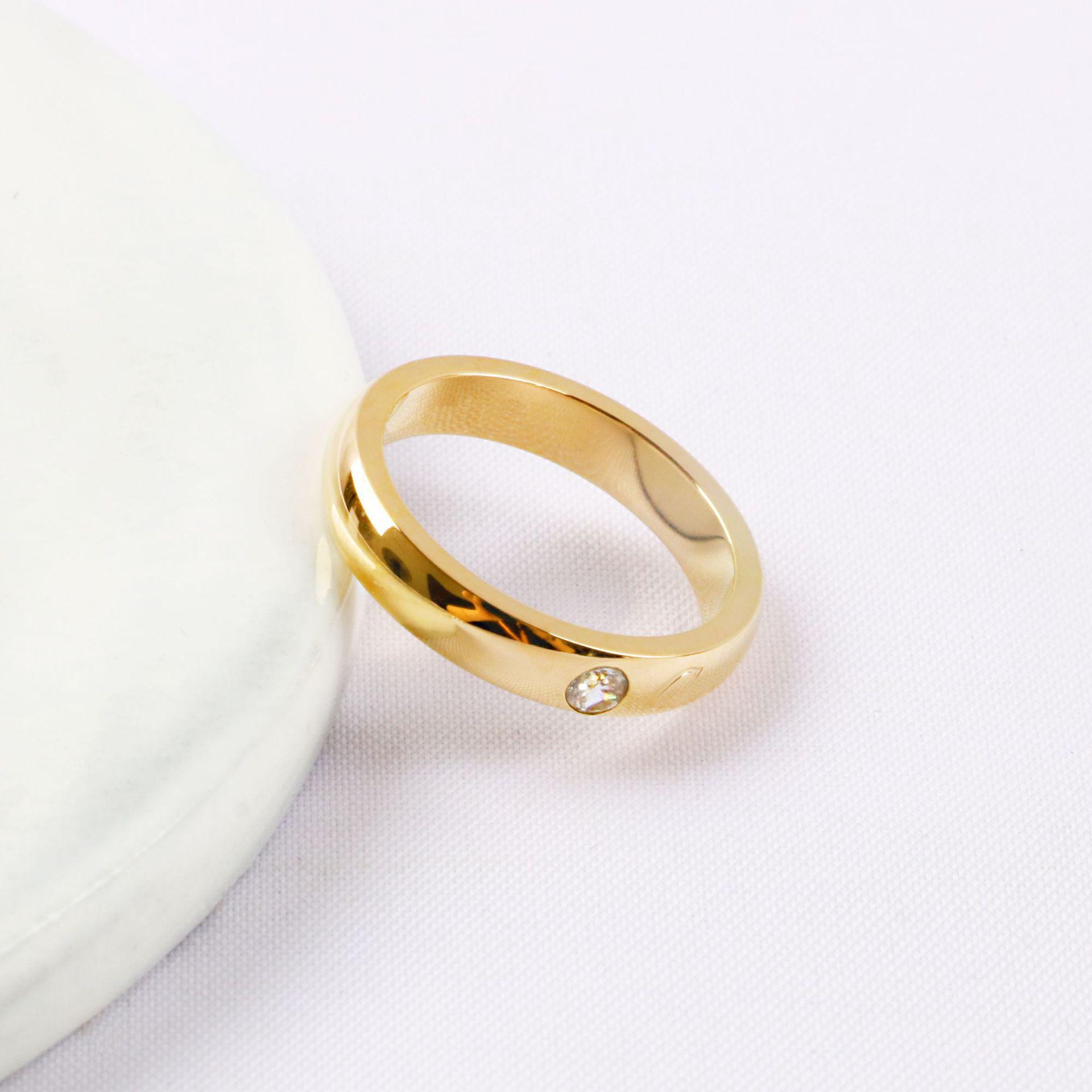 卡家带钻钛钢戒指