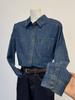 Camisa Jeans Macia Vintage Azul Escuro para Mulheres, Para Usar em Camadas, Estilo Hong Kong, Novo Modelo Primavera e Outono 2026, Top Regular com Ombro Caído para Baixinhas