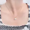 Collar con Colgante de Perla Cadena Fina de una Sola Capa Color Oro Antiguo Estilo Minimalista Sencillo y Sofisticado Moderno para el Trayecto al Trabajo