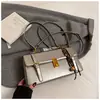 Bolsa Transversal Vintage Simples Estilo Hong Kong Feminina Nova Fashionável Portátil Pequena Quadrada Casual com Trava para Ombro ou Axila