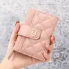 Celebridade da Internet Carteira Curta Feminina Moda Europeia e Americana Bordada Rombos Pequena Carteira Fivela de Zíper Compartimento para Vários Cartões Porta-Moedas Tendência