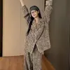 Estampado de Leopardo (Celebridad de Internet) Conjunto de Pijama para Mujer, Temporada Primavera/Otoño, Nuevo Estilo INS, Estilo Retro Lujoso, Conjunto Casual Holgado para Casa