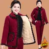 Roupas de Inverno para Mãe Jaqueta de Algodão Grossa com Forro de Lã Conjunto de Veludo Cotelê Duas Peças para Mulheres de Meia-Idade e Idosas Casaco de Algodão Quente para Casa e Calça