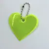 Pingente Refletivo em Formato de Coração para Mochila de Estudante Chaveiro de PVC Pingente Refletivo em Formato de Coração Ornamento Refletivo em Formato de Coração