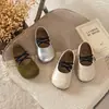 Zapatos Mary Jane retro de estilo francés con tiras cruzadas, novedad primavera y otoño 2026 versión coreana, zapatos poco profundos de princesa para niñas, modernos