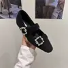 Calçado Médio Quente 2025 Salto Grosso Sapatilhas Sapatos Mary Jane Femininos Estilo Retrô Strass Outono e Inverno Mais Pelúcia Lã Bico Quadrado