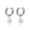 Moda Europea y Americana Internet Rojo Acero Viento INS Acero Inoxidable Aretes Pendientes Colgantes de Perla Natural de Agua Dulce para Mujer