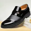 Zapatos formales de negocios para hombre transfronterizos zapatos sandalias zapatos con agujeros juego pedal de pie generación venta al por mayor