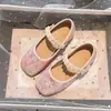 Zapatos de Princesa para Niñas 2026 Nuevo Modelo Zapatos de Actuación para Niños Zapatos de Lentejuelas y Cristal Mocasines Bajos de Perlas para Niñas Pequeñas