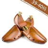 Suporte de sapato de madeira maciça de alta qualidade madeira de lótus forma de sapato de madeira de pinho suporte de sapato ajustável sapato de couro à prova de umidade modelagem expansor de sapato suporte de sapato