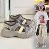 Sandalias Baotou para Niños 2026 Nuevos Zapatos de Playa de Verano para Niños Mayores y Niñas Zapatos Deportivos Antideslizantes de Suela Suave