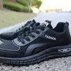 Sapatos Masculinos Primavera Novo Estilo Coreano Tênis para Corrida Leve Respirável Solado Macio Sapatos Esportivos Comércio Exterior Transfronteiriço 2026 Novidades