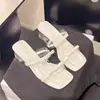 Sandalias de tacón alto sin cordones, de moda y con estilo, superventas de celebridades de Internet para mujer, nuevo modelo Verano 2026, adecuadas para llevar con faldas, Sandalias de tacón grueso