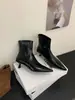 [] Botas Curtas de Bico Fino Femininas 2026 Outono Inverno Novas Botas Curtas de Cano Curto Nicho Emagrecedoras Botas Femininas Botas Curtas de Salto Fino