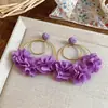 Aretes de Flor de Chifón de Rafia Aguja Plateada, Elegantes Aretes Estilo Vacaciones con un Toque de Lujo Ligero y Sensación de Alta Gama, Diseño Único