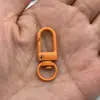 Fivela de Camarão em Liga de Zinco com Pintura Colorida Assada Fivela Pequena de Porta de 3 Pontos Fivela para Pendurar Bonecas Acessórios para Joias DIY Chaveiros Em Estoque