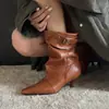 Moda casual estilo retro 2026 nuevas botas plisadas apiladas vintage de moda para mujer, cómodas y adelgazantes botas de montar de pierna ancha