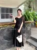 Xiu Xixi 2026 Primavera Nuevo Vestido Elegante de Tirantes de Satén con Cinta Etiqueta Blanca Vestido Largo de Gama Alta 88553