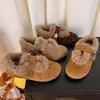Sapatos Birkenstock Versáteis Novos e Quentes com Forro de Lã 2025 Sapatos Mary Jane para Mulheres Inverno Retro Francês Fofos Fivela de Metal