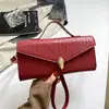 2026 Verão Cor Sólida Nova Tecida Superfície Macia Estilosa Grande Capacidade Textura Bolsa Tote Horizontal Bolsa de Ombro Transversal Bolsa Feminina