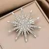 Broche Estrela de Floco de Neve Totalmente Cravejado de Pedras Transfronteiriço para Mulheres, Design de Nicho, Sensação de Alto Padrão, Acessório de Lapela