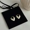 Pendientes de Gota de Aceite para Mujer 2023 Nueva Moda de Alto Nivel Corazón de Melocotón Pendientes Diseño de Nicho Lujo Ligero Tachuelas Pendientes Estilo Occidental