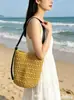 Bolsa de Palha Trançada 2026 Primavera/Verão Feminina Bolsa de Ombro Trançada Bolsa Balde Ins Bolsa de Praia para Férias Bolsa Simples Versátil para Férias